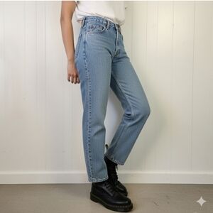 Vintage Levis Orange Tab 90s Y2K Mom Jeans Repro Size 34 Medium Wash High Rise